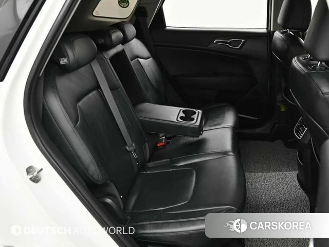 Kia Sportage 5th Generation 2021 Белый из Кореи, фото 3