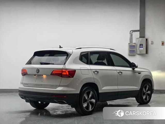 Volkswagen Tuyue 2022 Белый из Китая, фото 3