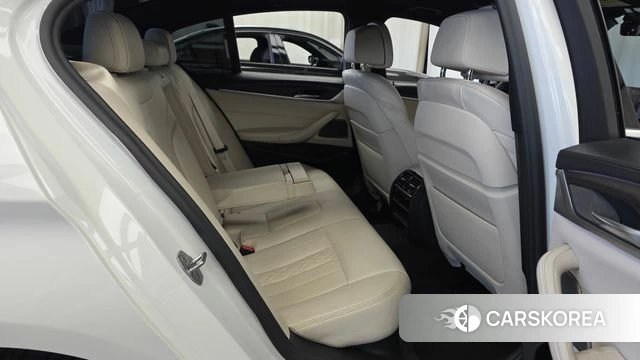 BMW 5 Series (G30) 2020 Белый из Кореи, фото 3
