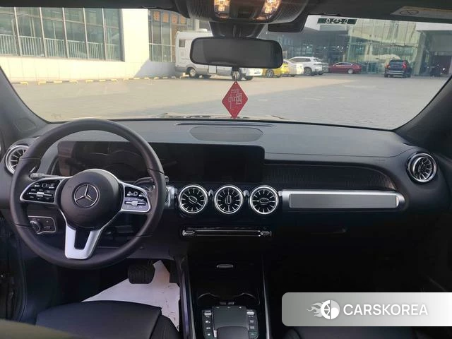 Mercedes-Benz GLB 2023 Темно-серый из Китая, фото 3