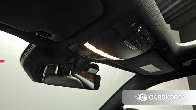 Mercedes-Benz GLC-Class X253 2020 Белый из Кореи, фото 3