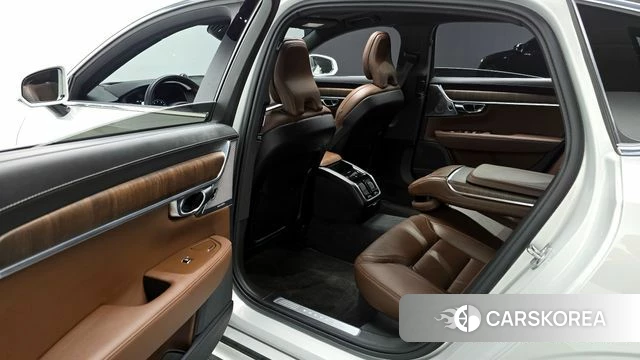 Volvo S90 2021 Серебряный из Кореи, фото 3