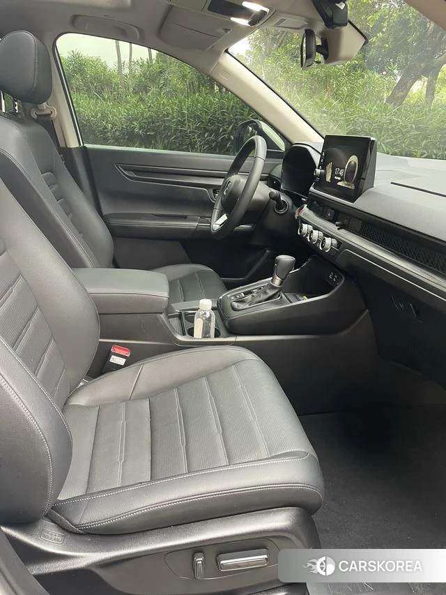 Honda CR-V 2023 Белый из Китая, фото 3
