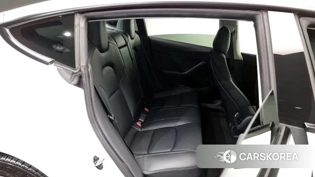 Tesla Model 3 2022 Белый из Кореи, фото 3