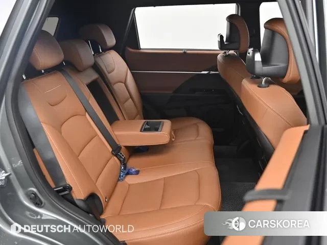 Ssangyong The New Torres 2024 Темно-зеленый из Кореи, фото 3