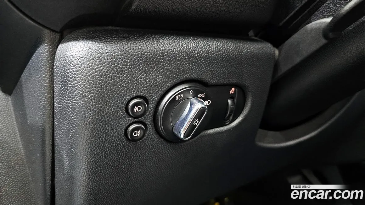 Mini Cooper Convertible 2019 Небесно-голубой из Кореи, фото 3