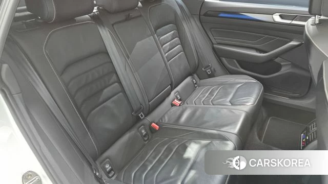 Volkswagen Arteon 2022 Белый из Кореи, фото 3