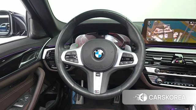 BMW 5 Series (G30) 2022 Черный из Кореи, фото 3