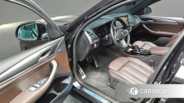 BMW X4 (G02) 2022 Черный из Кореи, фото 3