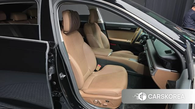 Hyundai Grandeur (GN7) 2023 Черный из Кореи, фото 3