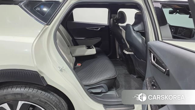 Kia EV6 2022 Жемчужный цвет из Кореи, фото 3