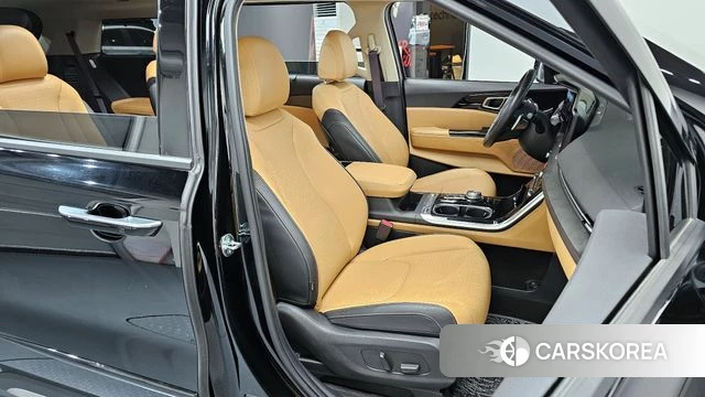 Kia Carnival 4th generation 2023 Черный из Кореи, фото 3