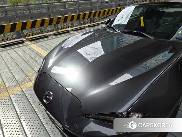 Mazda MX-5 MIATA 2021 Серый из Кореи, фото 3