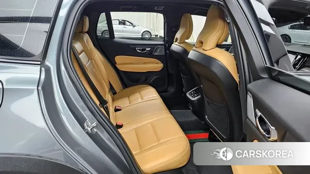 Volvo V60 Cross-Country 2nd Generation 2020 Серый из Кореи, фото 3