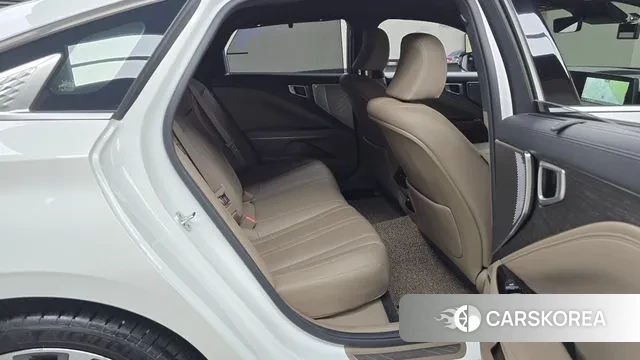 Kia K8 2021 Белый из Кореи, фото 3