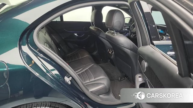 Mercedes-Benz C-Class W205 2019 Зеленый из Кореи, фото 3