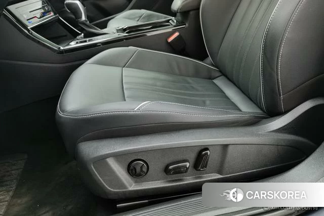 Volkswagen Passat 2023 Черный из Китая, фото 3