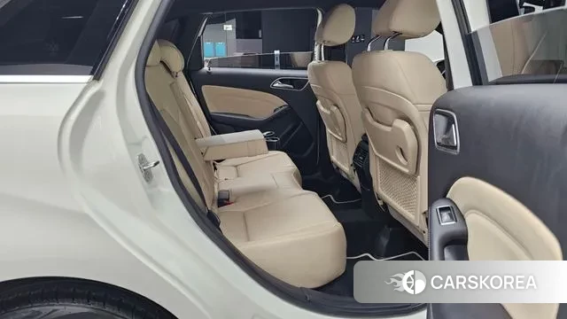 Mercedes-Benz B-Class W246 2018 Белый из Кореи, фото 3