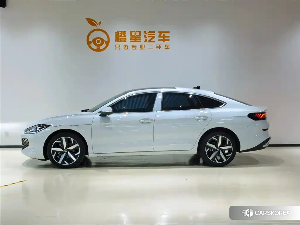 Volkswagen Lamando 2024 Белый из Китая, фото 3