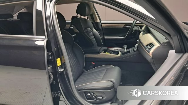 Genesis G90 2021 Черный из Кореи, фото 3