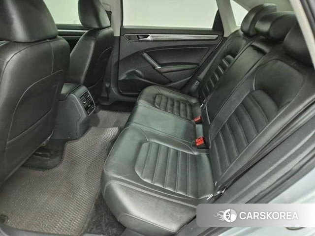 Volkswagen The New Passat 2018 Серебряный из Кореи, фото 3