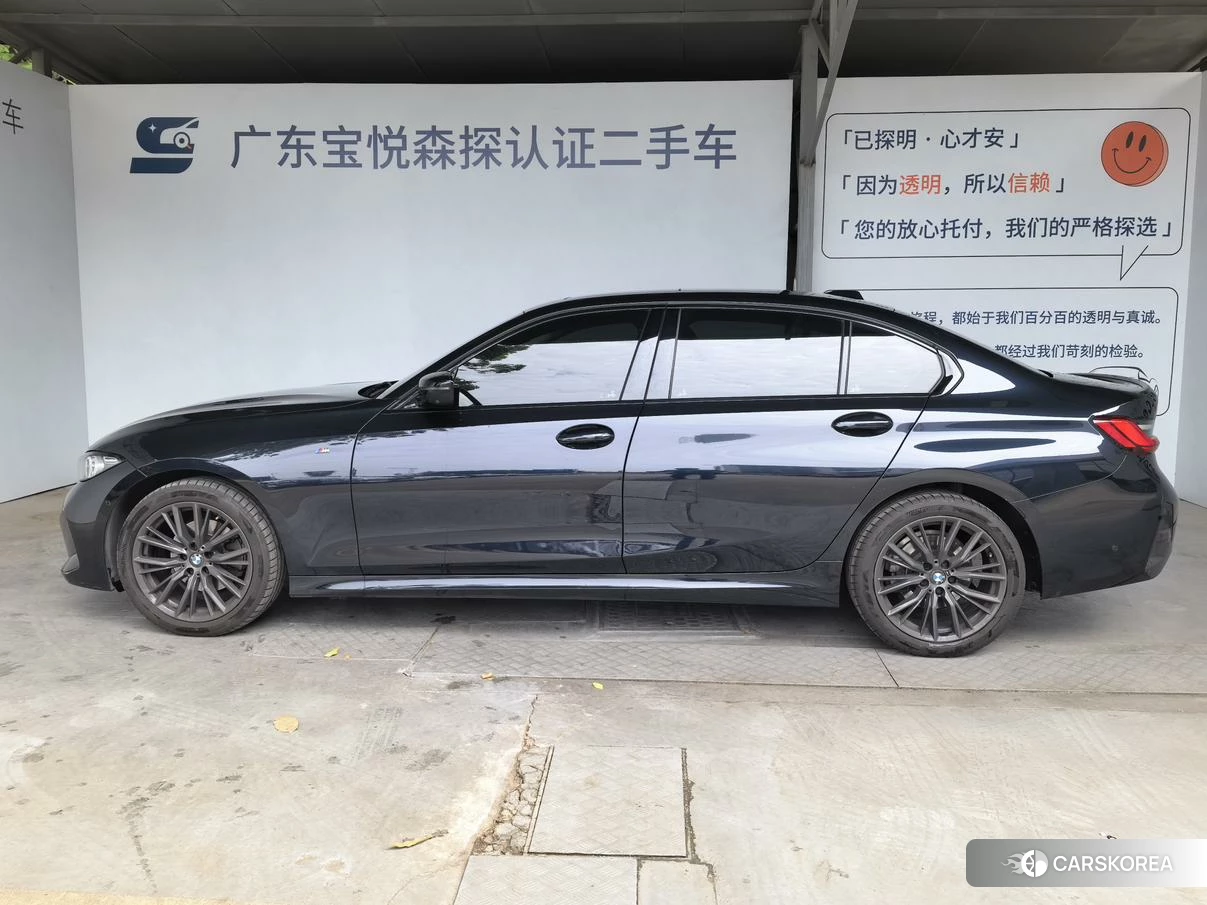 BMW 3 series 2022 Черный из Китая, фото 3