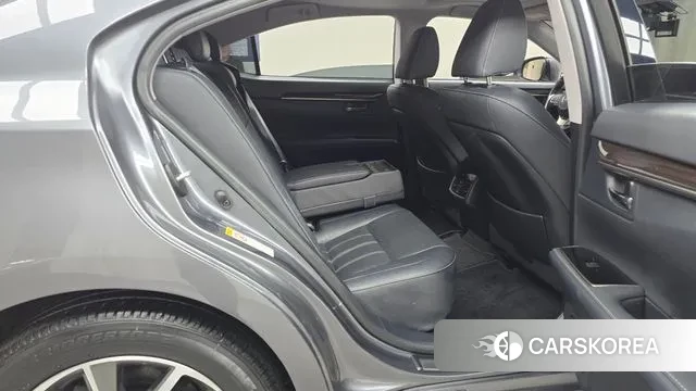 Lexus New ES300h 2018 Серый из Кореи, фото 3