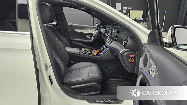 Mercedes-Benz E-Class W213 2019 Белый из Кореи, фото 3