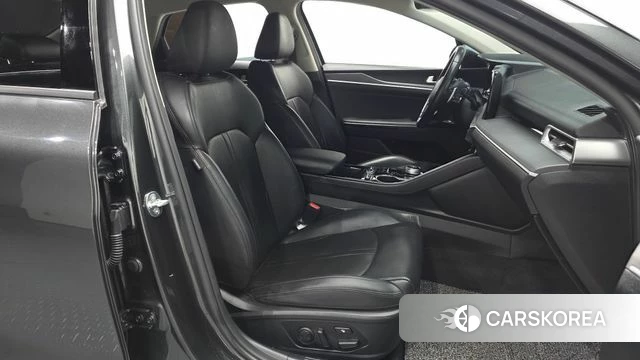 Kia K5 3rd generation 2023 Серый из Кореи, фото 3