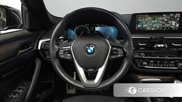 BMW 5 Series (G30) 2018 Черный из Кореи, фото 3