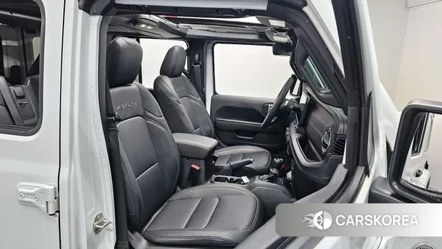 Jeep Wrangler (JL) 2024 Белый из Кореи, фото 3