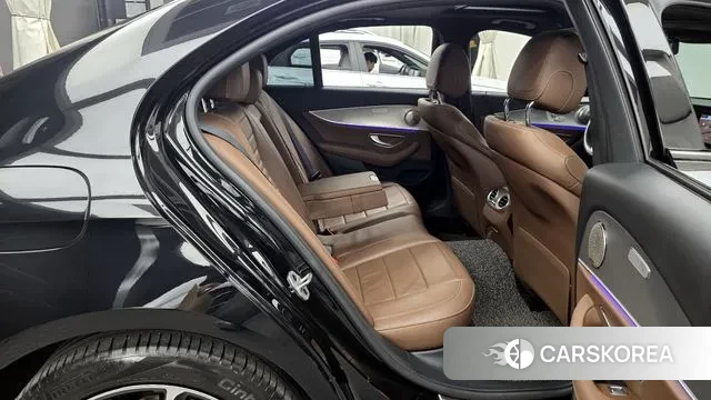 Mercedes-Benz E-Class W213 2020 Черный из Кореи, фото 3