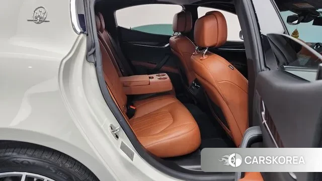 Maserati Ghibli 2020 Белый из Кореи, фото 3