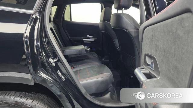 Mercedes-Benz GLA - Class H247 2023 Черный из Кореи, фото 3