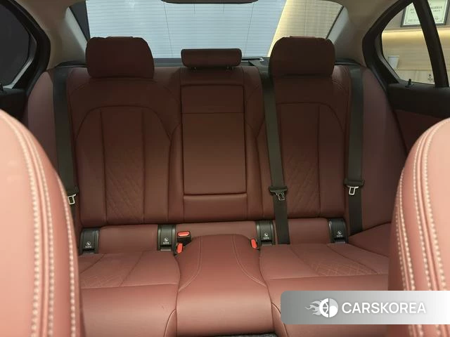 BMW 3 series 2025 Черный из Китая, фото 3