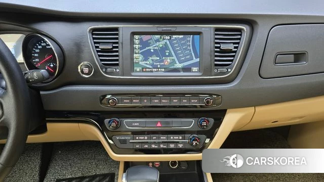 Kia The New Carnival 2019 Белый из Кореи, фото 3