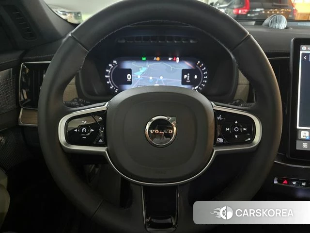 Volvo XC90 second Generation 2026 Черный из Кореи, фото 3