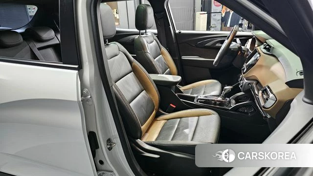 Chevrolet (GM Daewoo) Trailblazer 2021 Белый из Кореи, фото 3