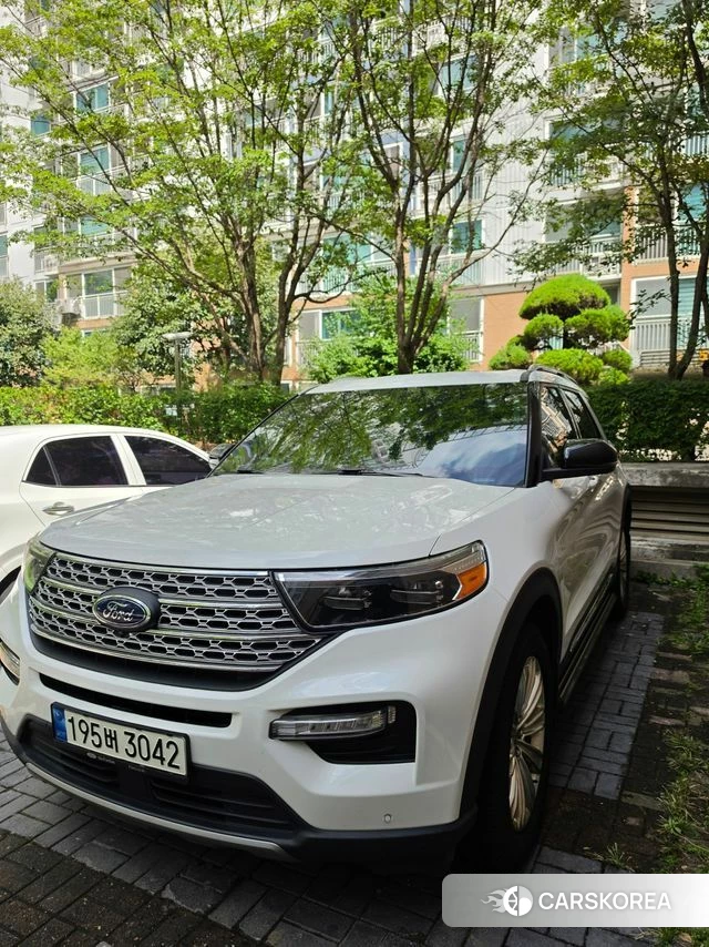 Ford Explorer 6th Generation 2022 Белый из Кореи, фото 3
