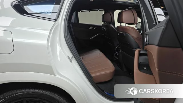 BMW X6 (G06) 2026 Белый из Кореи, фото 3