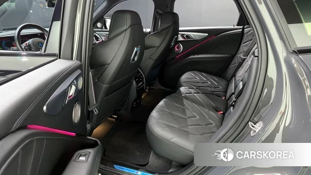 BMW XM (G09) 2023 Серый из Кореи, фото 3