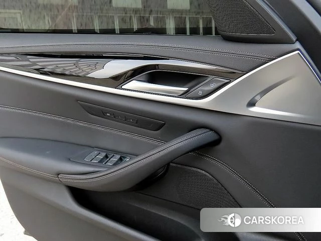 BMW 5 Series (G30) 2021 Черный из Кореи, фото 3