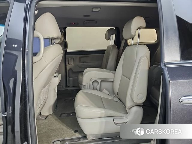 Kia The New Carnival 2018 Черный из Кореи, фото 3