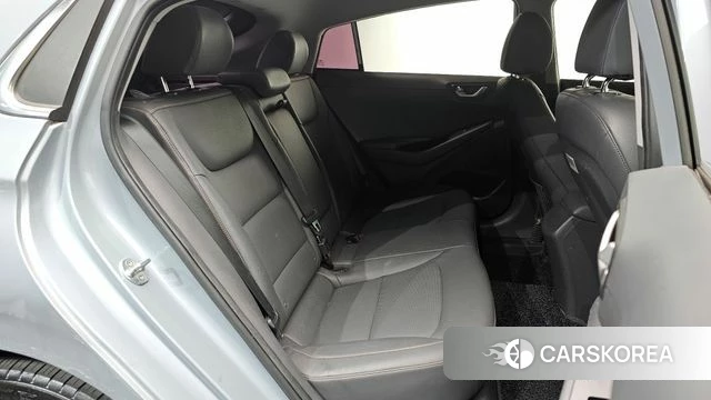 Hyundai Ionic Electric 2018 Серебристо-серый из Кореи, фото 3