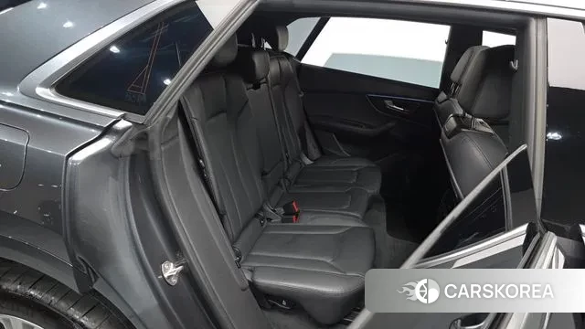 Audi Q8 (4M) 2023 Серый из Кореи, фото 3