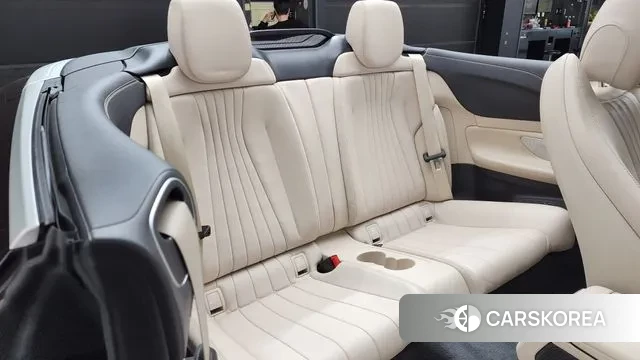 Mercedes-Benz E-Class W213 2021 Красный из Кореи, фото 3