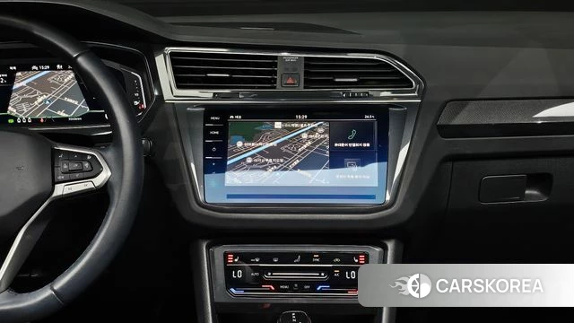 Volkswagen Tiguan second Generation 2022 Белый из Кореи, фото 3