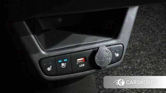 Kia The New Kia Ray 2023 Белый из Кореи, фото 3