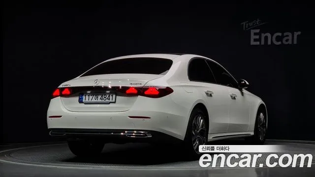 Mercedes-Benz E-Class W214 2024 Белый из Кореи, фото 3