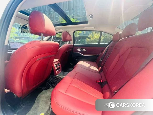 BMW 3 series 2023 Белый из Китая, фото 3
